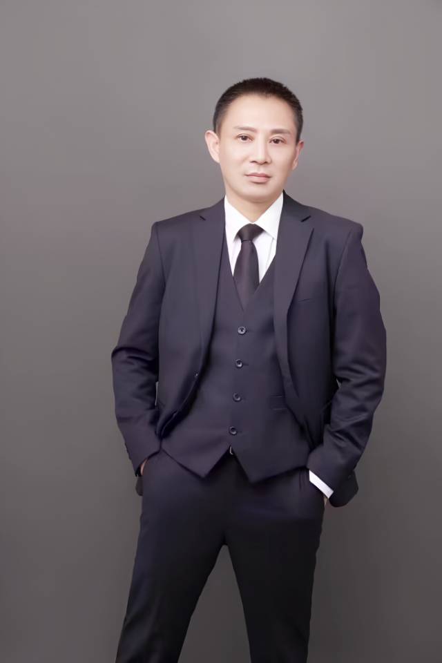 阿姨资料照片