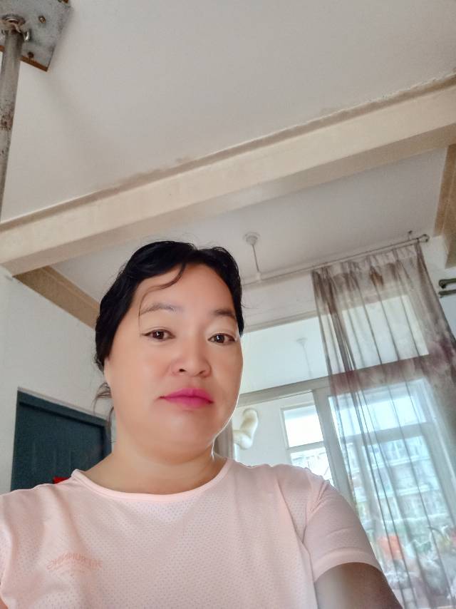 阿姨资料照片