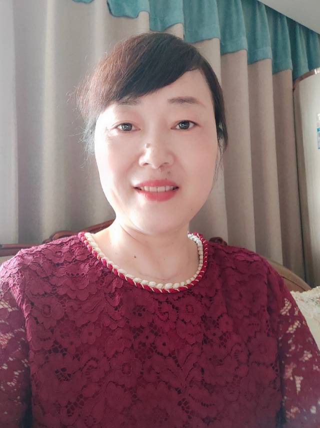 阿姨资料照片