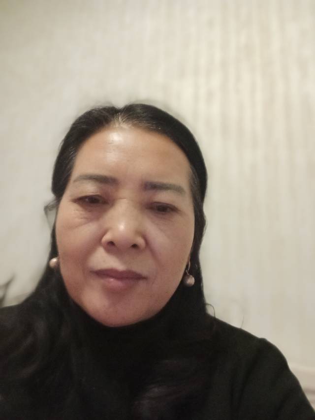 阿姨资料照片