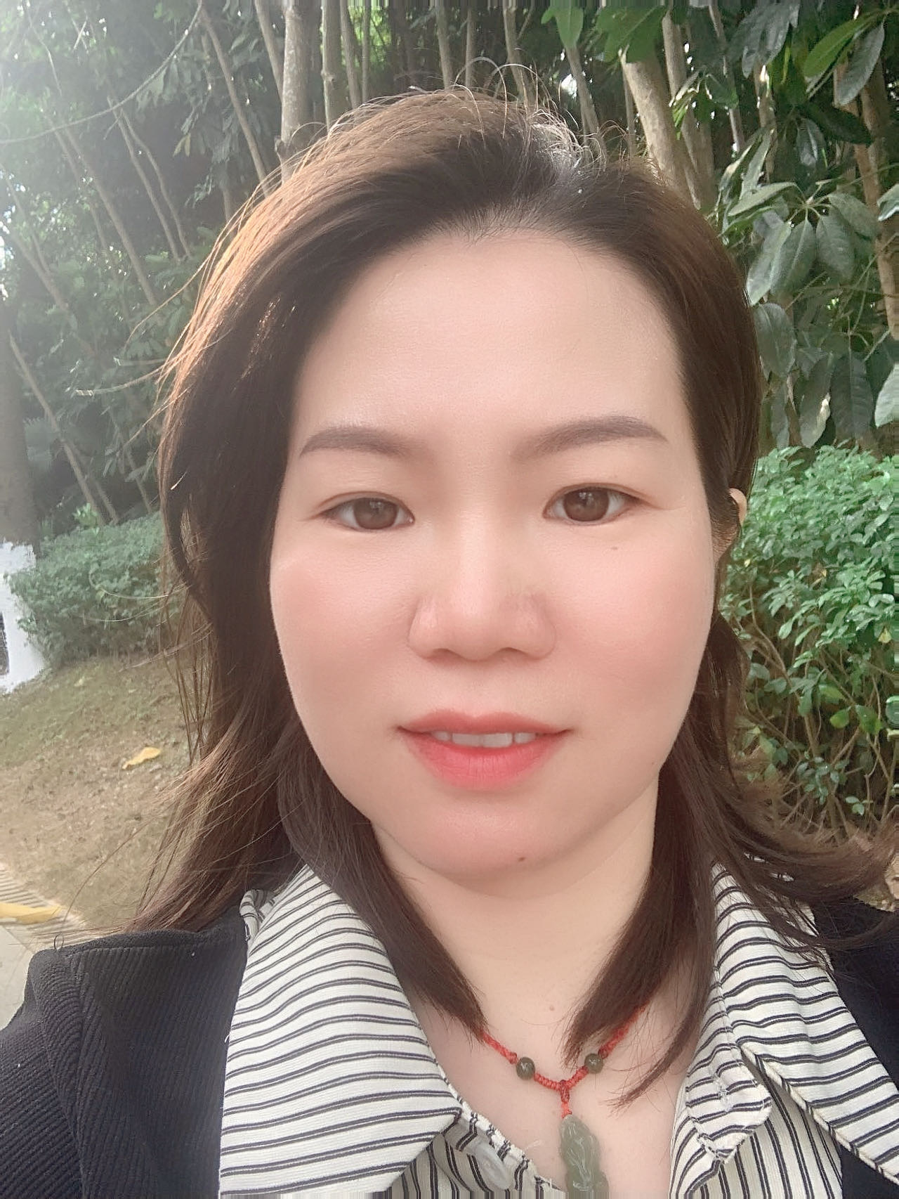 阿姨资料照片
