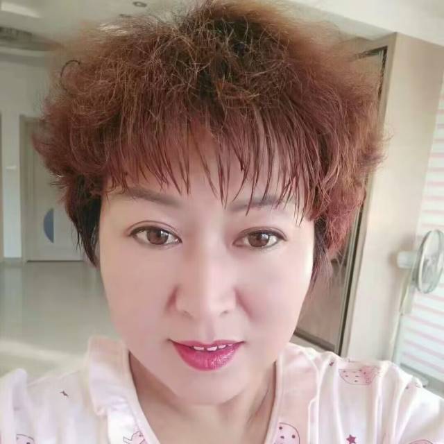 阿姨资料照片