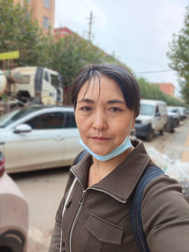 阿姨资料照片
