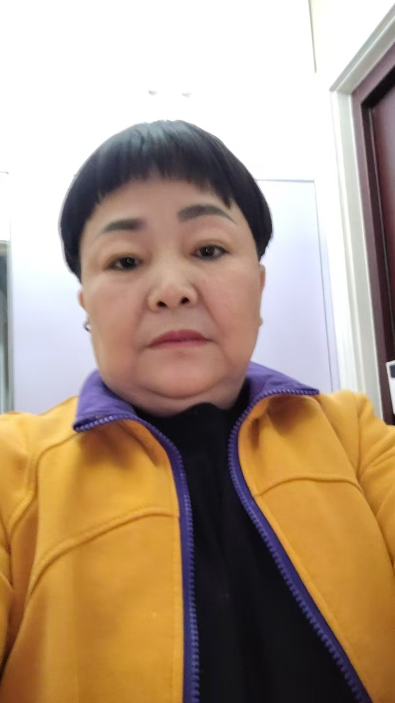 阿姨资料照片