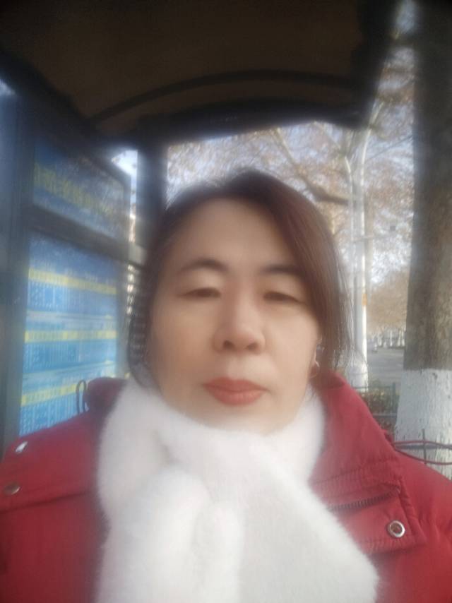 阿姨资料照片