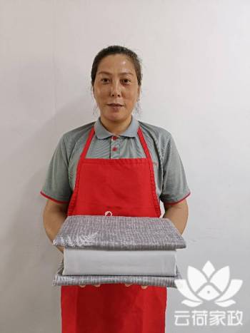 阿姨资料照片