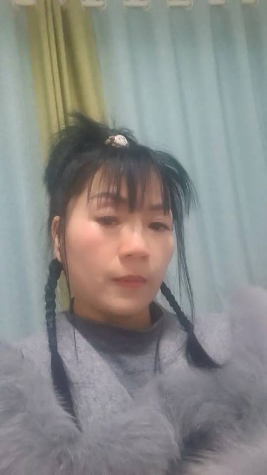 阿姨资料照片