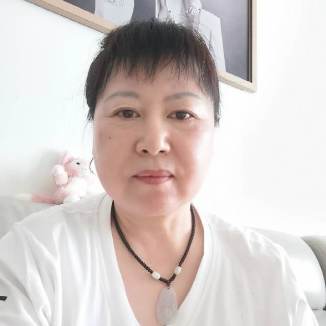 阿姨资料照片