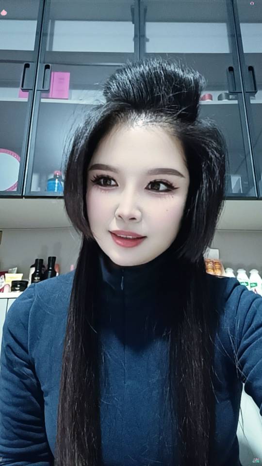 阿姨资料照片