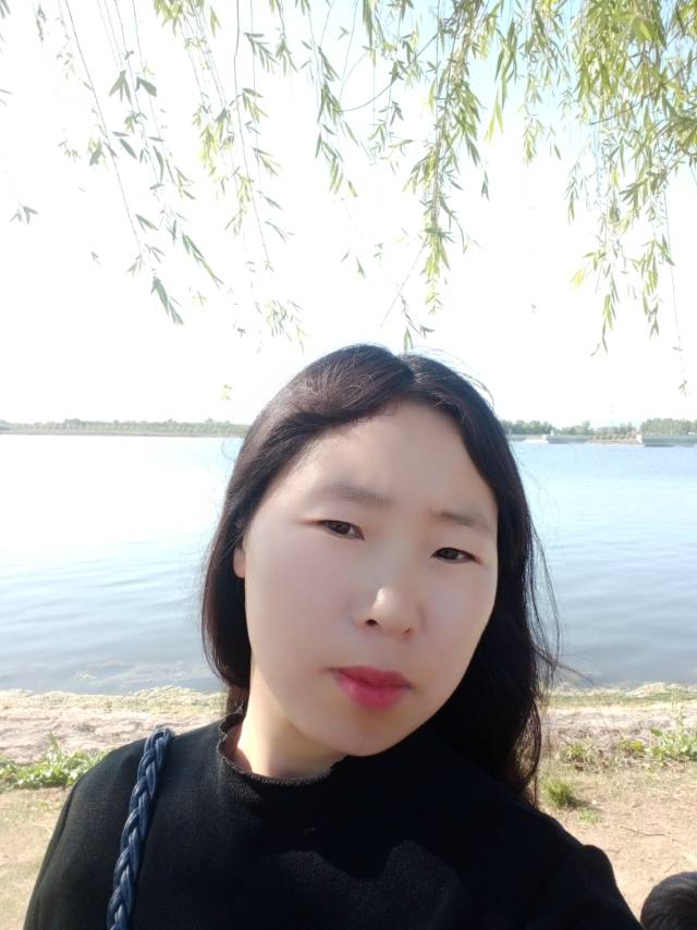 阿姨资料照片