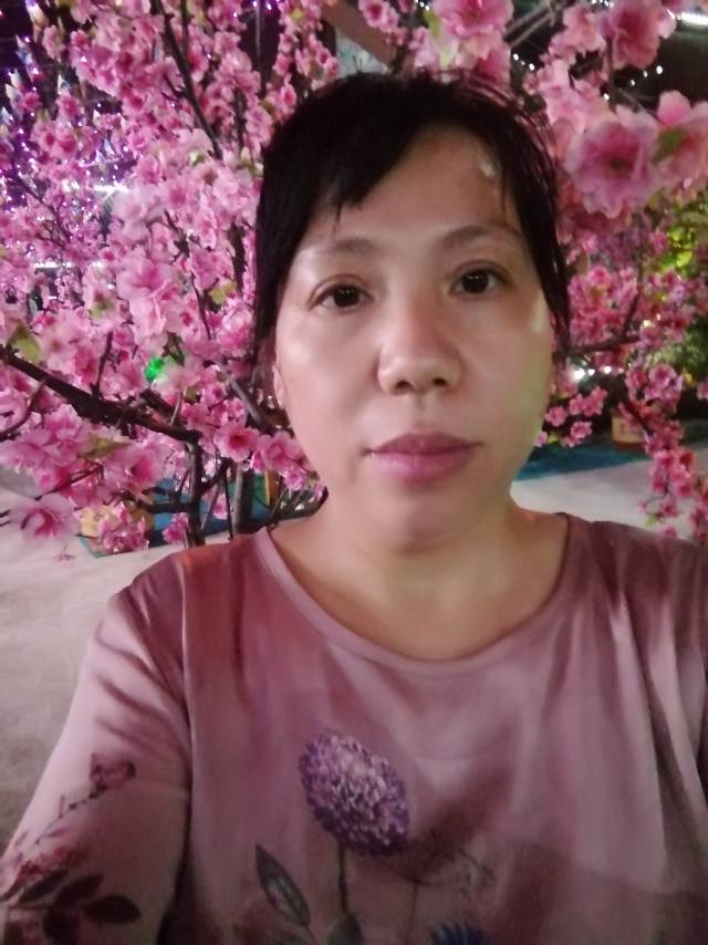 阿姨资料照片