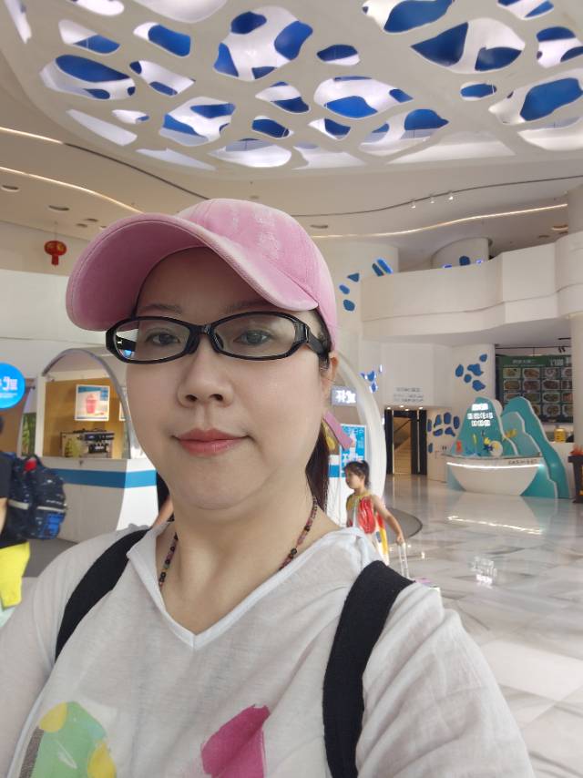 阿姨资料照片