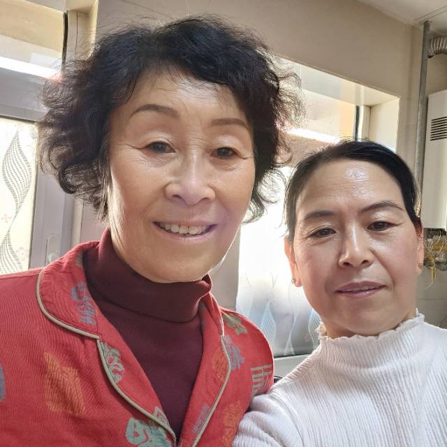 阿姨资料照片