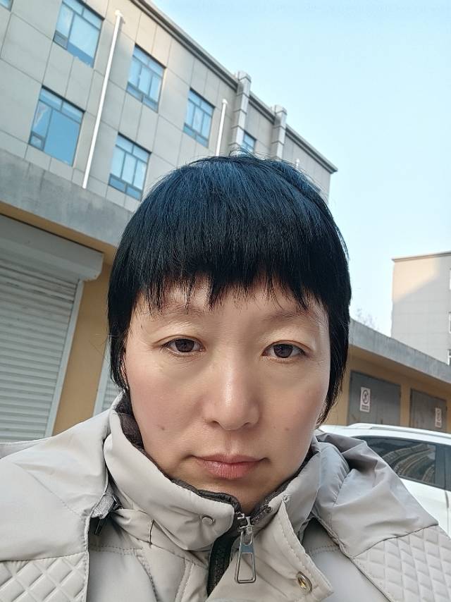 阿姨资料照片