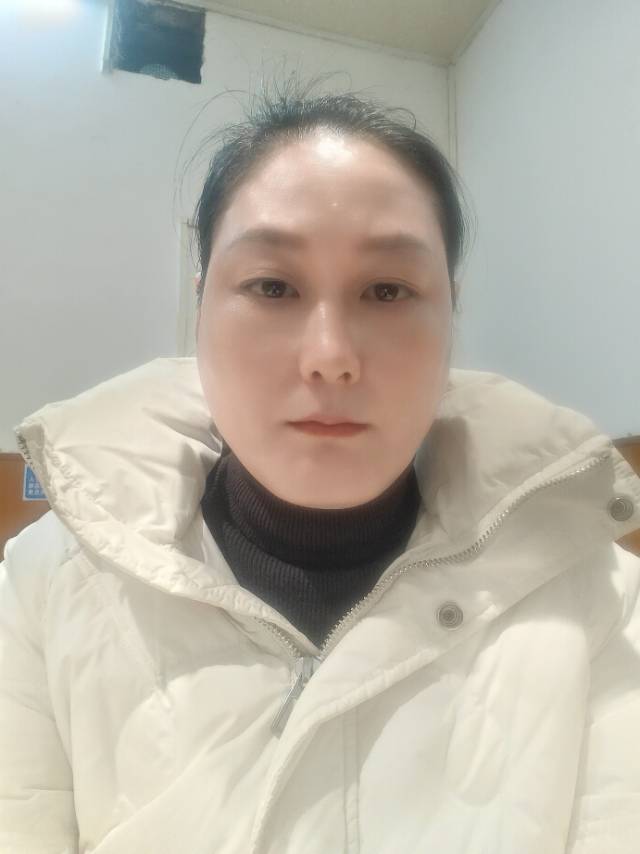 阿姨资料照片