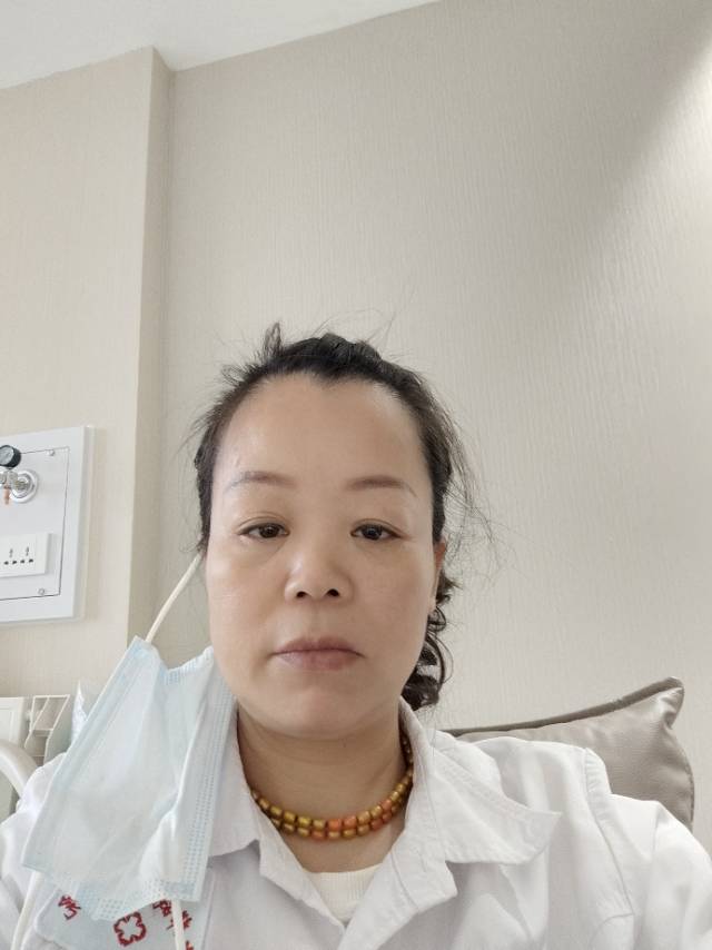 阿姨资料照片