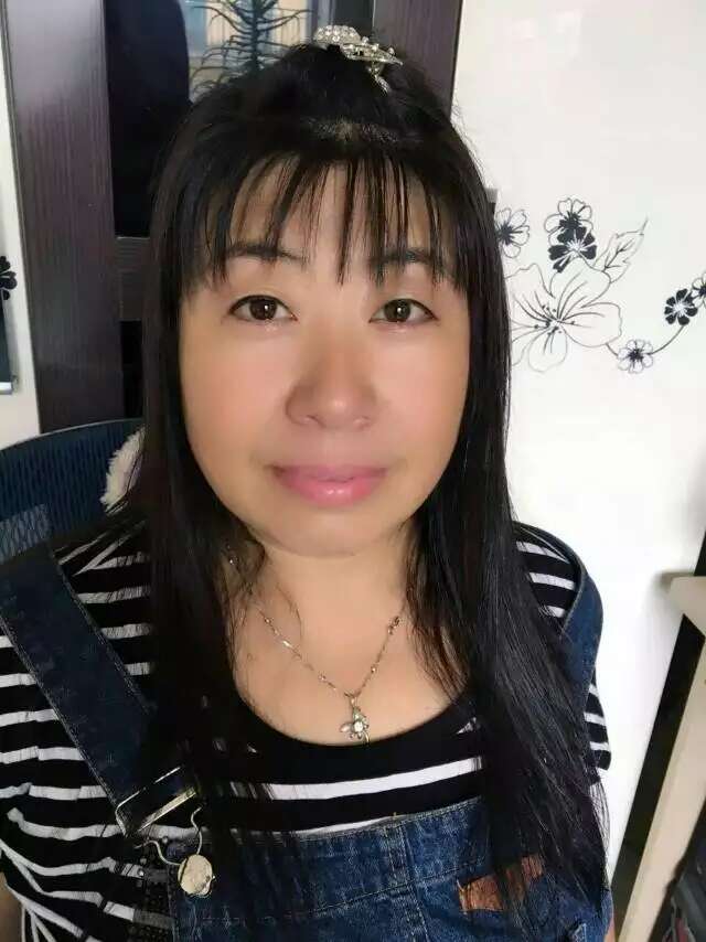 阿姨资料照片