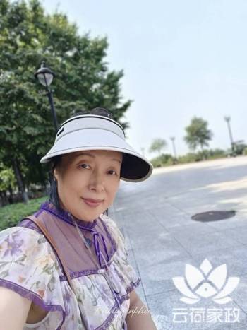 阿姨资料照片