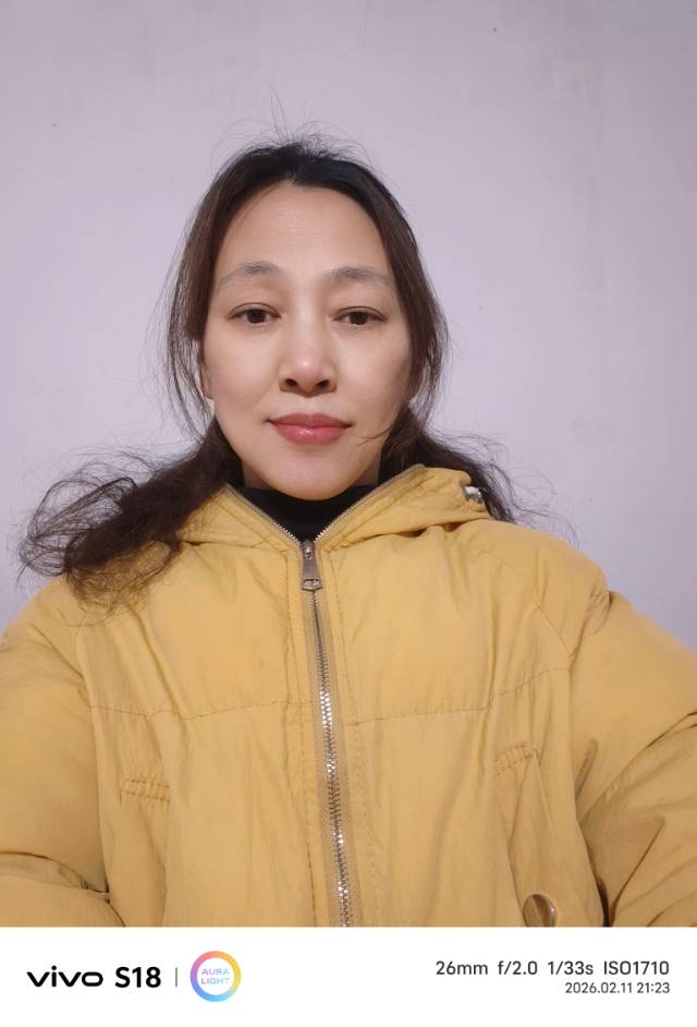 阿姨资料照片