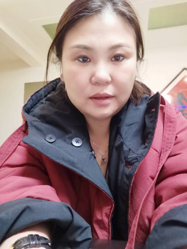 阿姨资料照片