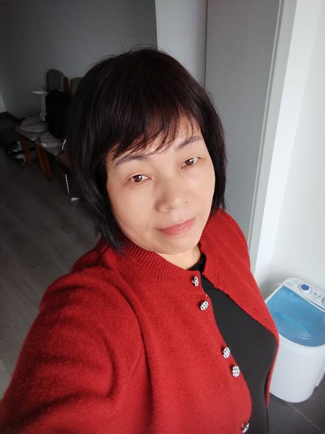 阿姨资料照片