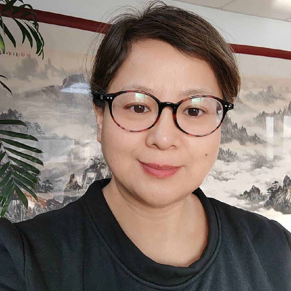 阿姨资料照片