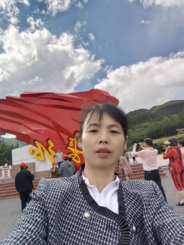 阿姨资料照片
