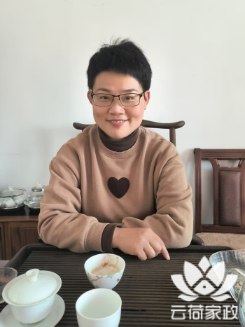 阿姨资料照片