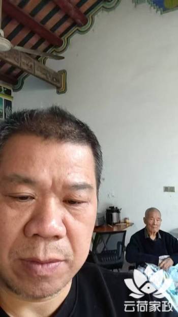 阿姨资料照片