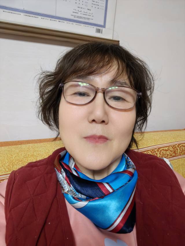 阿姨资料照片