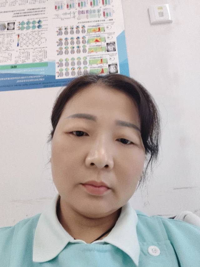 阿姨资料照片