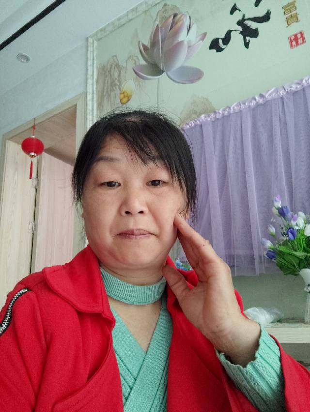 阿姨资料照片