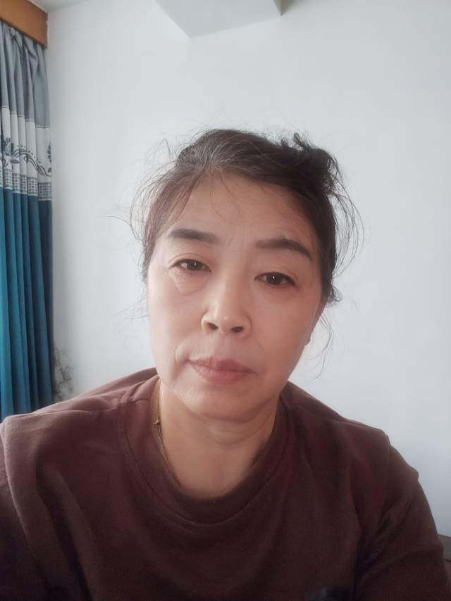 阿姨资料照片