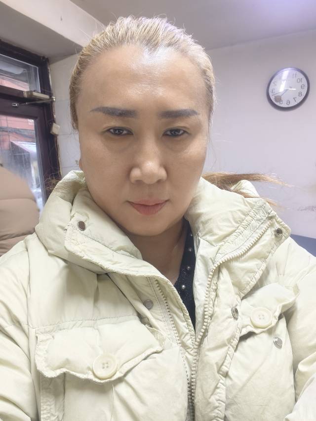 阿姨资料照片