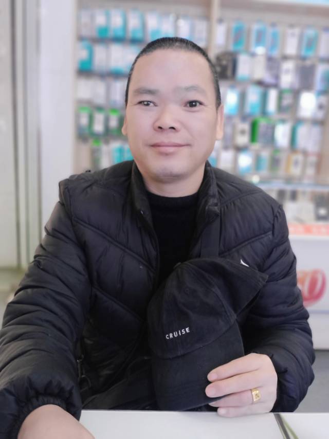 阿姨资料照片