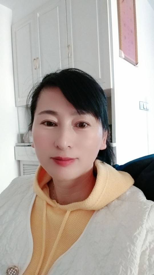 阿姨资料照片
