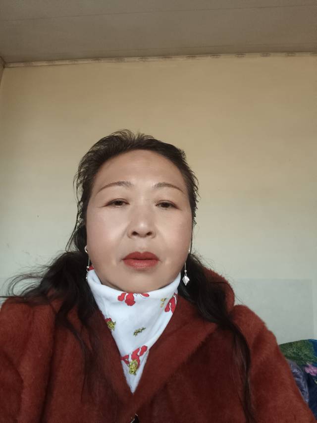 阿姨资料照片
