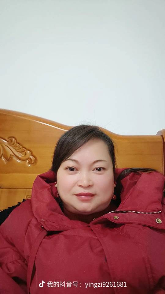 阿姨资料照片