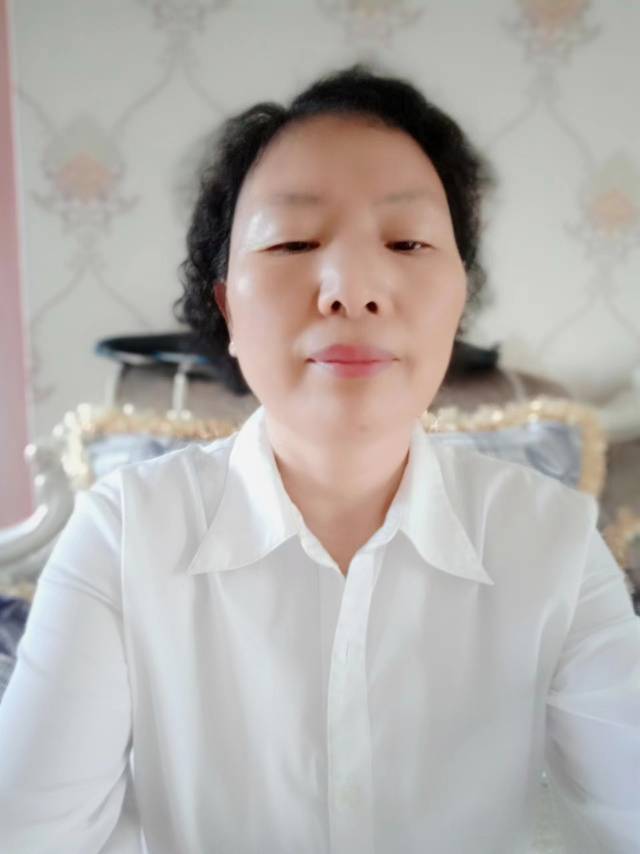 阿姨资料照片