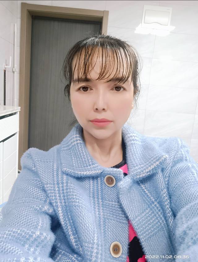 阿姨资料照片