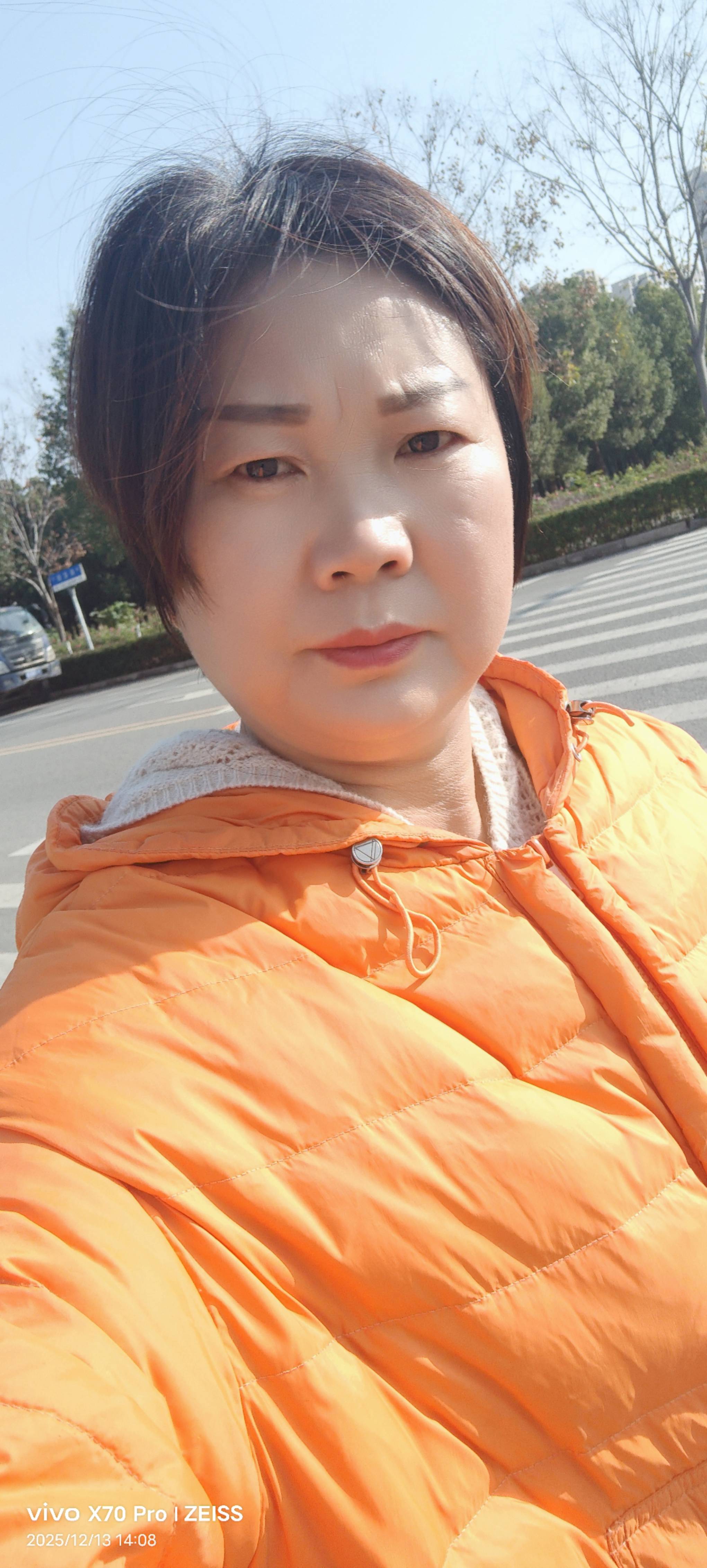 阿姨资料照片