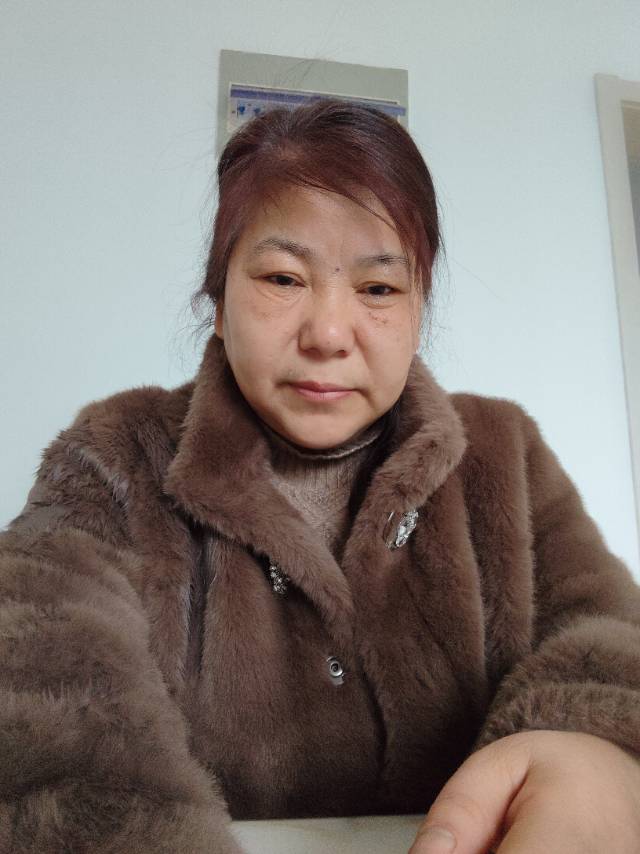 阿姨资料照片