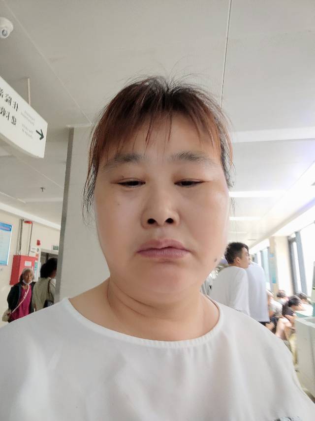 阿姨资料照片
