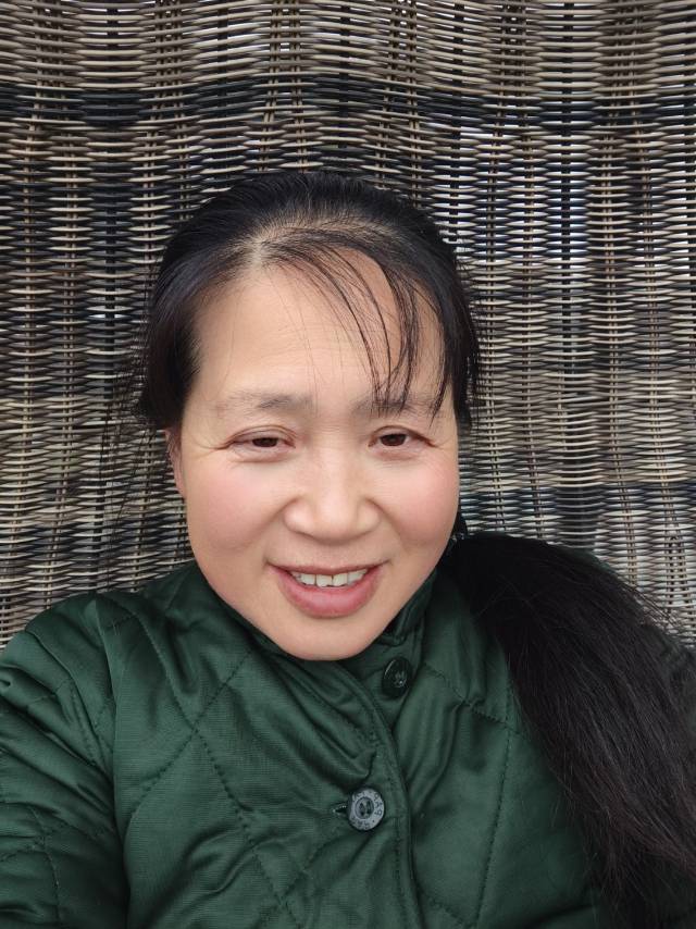 阿姨资料照片