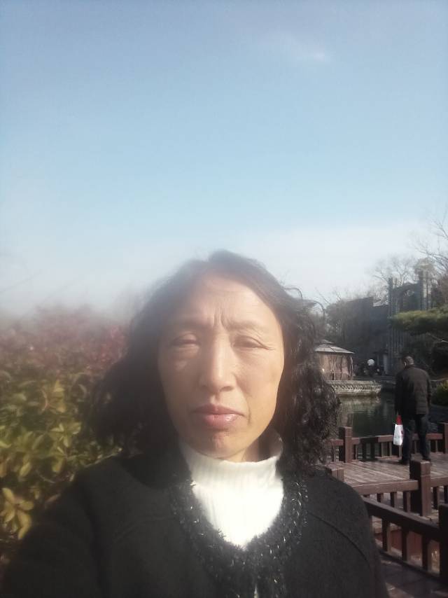 阿姨资料照片