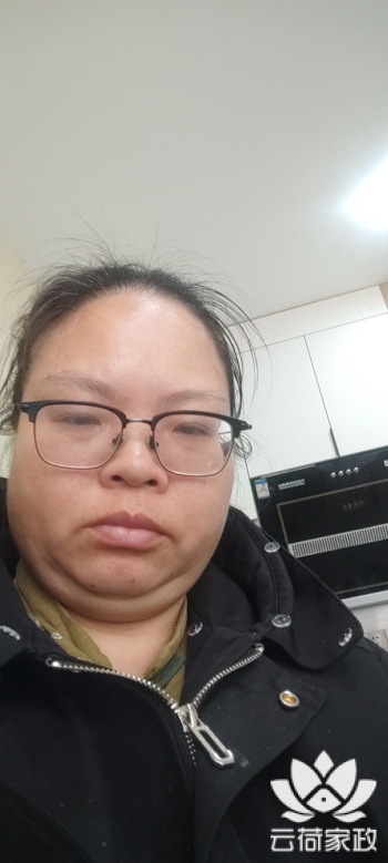 阿姨资料照片