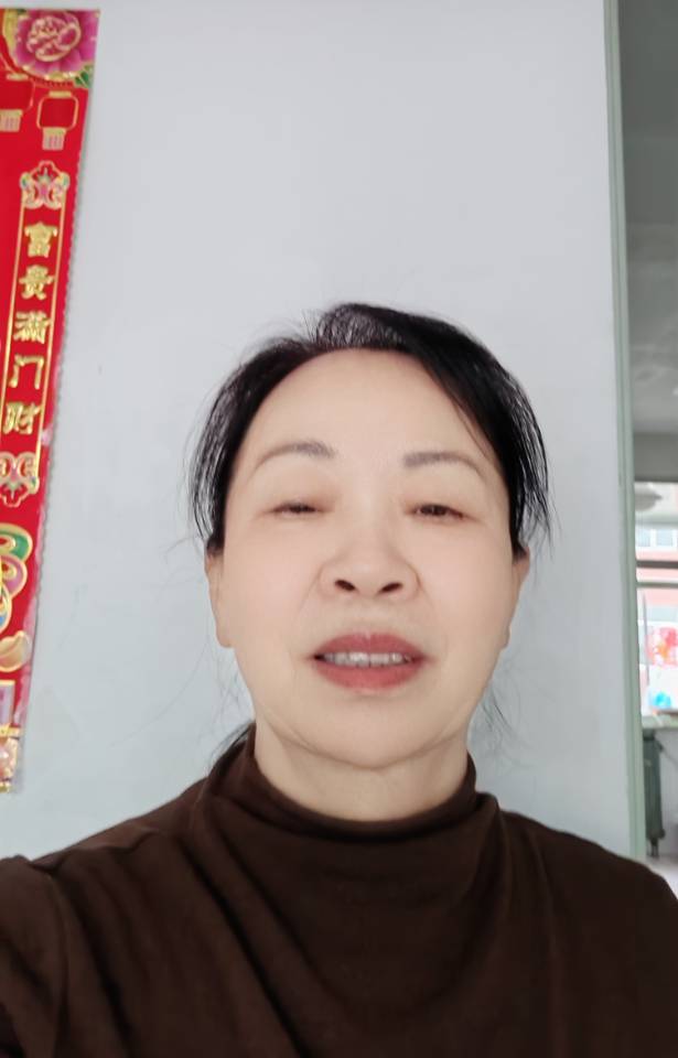 阿姨资料照片