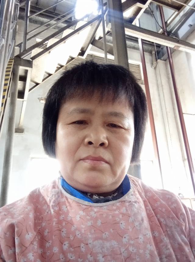 阿姨资料照片