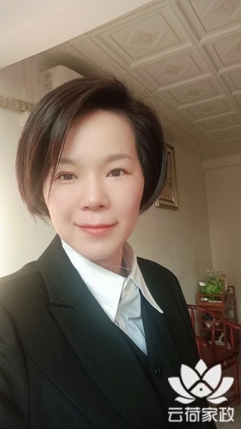 阿姨资料照片