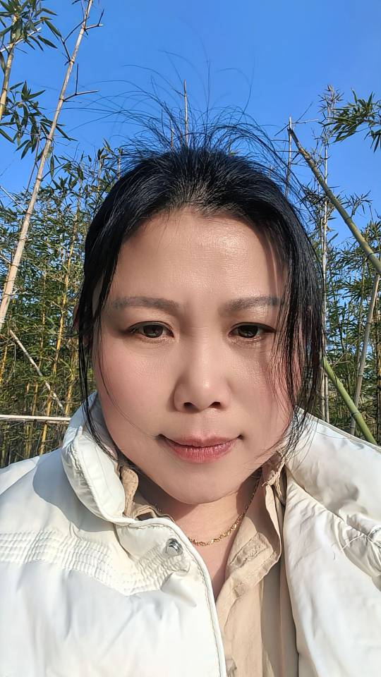 阿姨资料照片